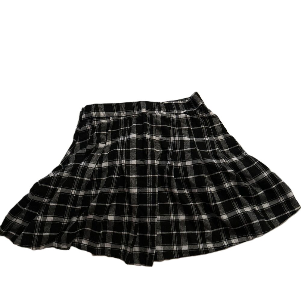 Hollister Black Plaid Pleated Mini Skater Skirt Size Small - Picture 2 of 5